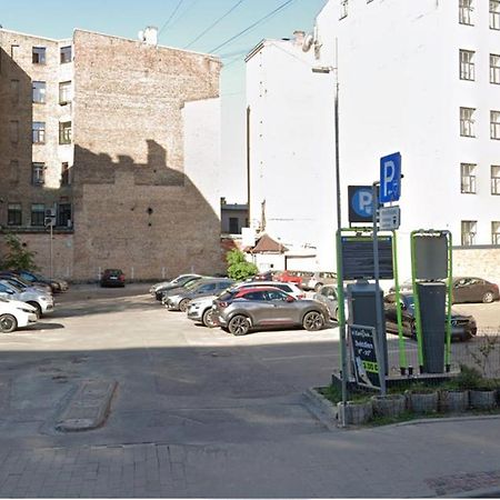 Heart Of Baron Apartment Riga Exterior photo