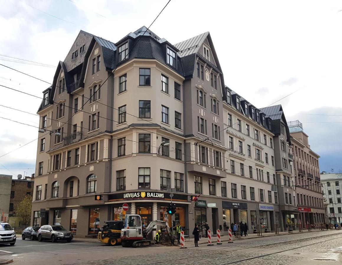 Heart Of Baron Apartment Riga Exterior photo
